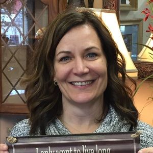 Meet your Posher, Carla